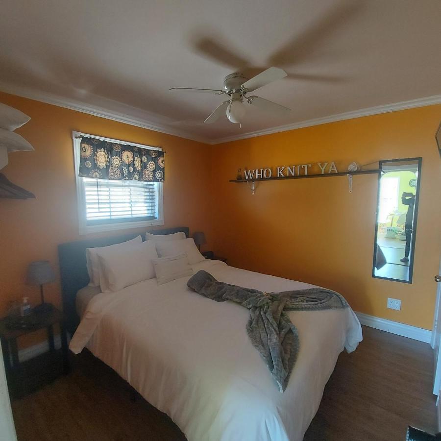 Starboard Side Guest House ชาแนลปอร์โอแบสก์ ภายนอก รูปภาพ